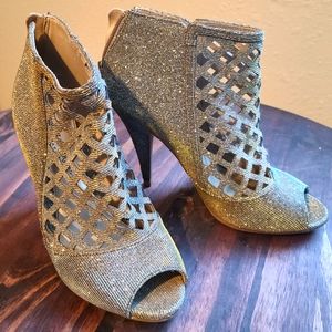 Christian Siriano Cutout Heels Sz8